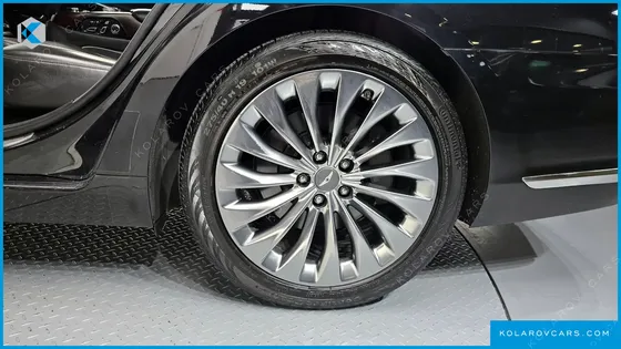 GENESIS EQ900 3.8 GDI AWD