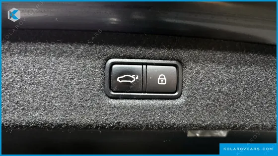 GENESIS EQ900 3.8 GDI AWD