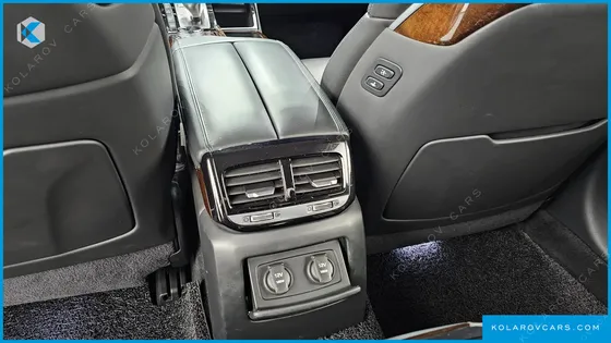 GENESIS EQ900 3.8 GDI AWD