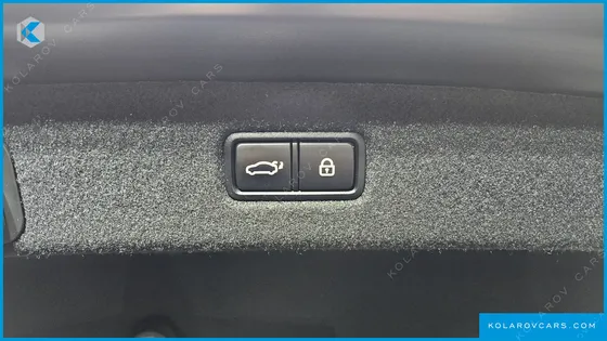 GENESIS EQ900 3.8 GDI AWD