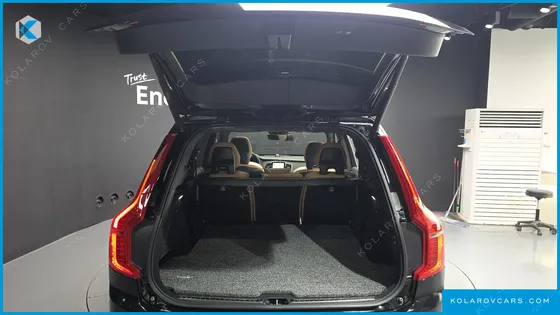 VOLVO XC90 T8 ULTIMATE BRIGHT HYBRID