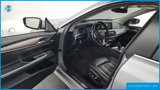 BMW GRAN TURISMO (GT) 640I XDRIVE LUXURY