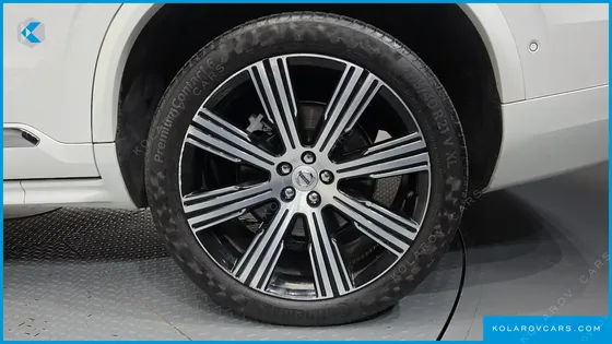 VOLVO XC90 B6 ULTIMATE BRIGHT