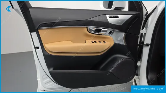 VOLVO XC90 B6 ULTIMATE BRIGHT