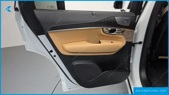 VOLVO XC90 B6 ULTIMATE BRIGHT