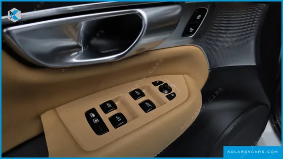 VOLVO XC90 B6 ULTIMATE BRIGHT
