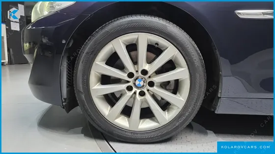 BMW 5 SERIES 528I