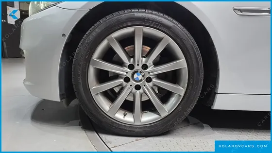 BMW 5 SERIES 528I