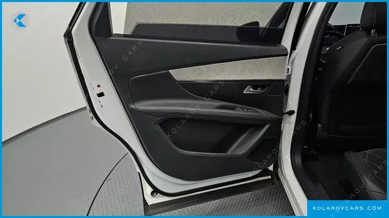PEUGEOT 5008 2.0 BLUEHDI GT