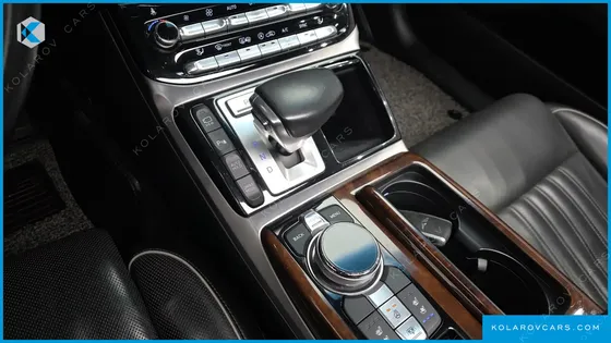 GENESIS EQ900 3.8 GDI AWD