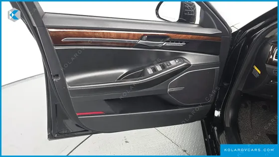 GENESIS EQ900 3.8 GDI AWD