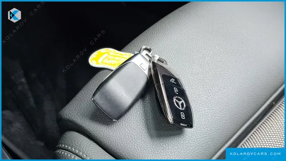 MERCEDES EQB EQB300 4MATIC ELECTRIC ART
