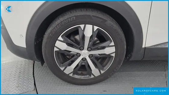 PEUGEOT 5008 2.0 BLUEHDI GT