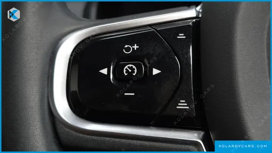 VOLVO XC90 B6 ULTIMATE BRIGHT