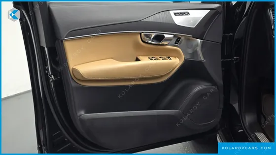 VOLVO XC90 B6 ULTIMATE BRIGHT