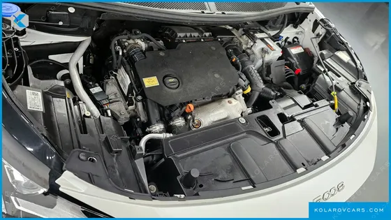 PEUGEOT 5008 1.5 BLUEHDI GT