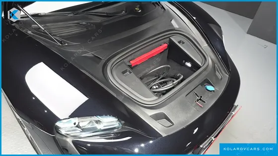 PORSCHE TAYCAN 4S