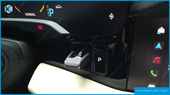 PORSCHE TAYCAN 4S