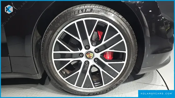 PORSCHE TAYCAN 4S
