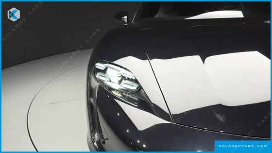 PORSCHE TAYCAN 4S