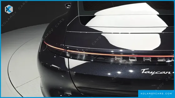 PORSCHE TAYCAN 4S