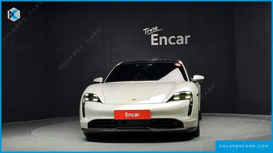PORSCHE TAYCAN BASE