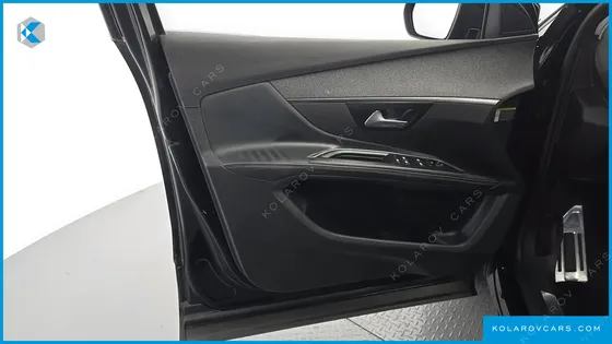 PEUGEOT 5008 1.6 BLUEHDI GT LINE