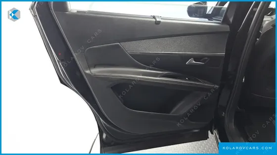 PEUGEOT 5008 1.6 BLUEHDI GT LINE
