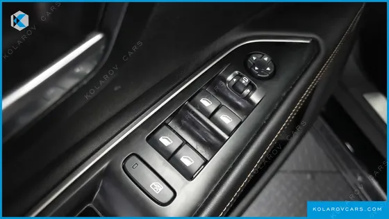 PEUGEOT 5008 1.6 BLUEHDI GT LINE
