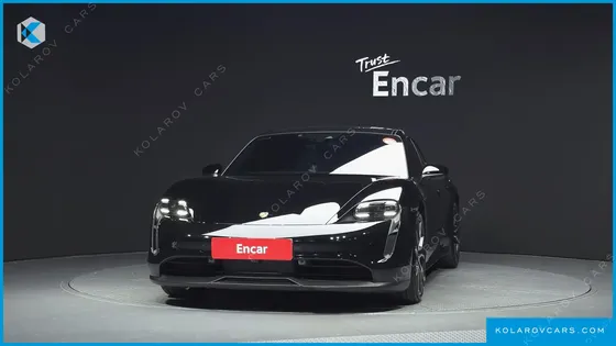 PORSCHE TAYCAN BASE