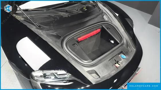 PORSCHE TAYCAN BASE