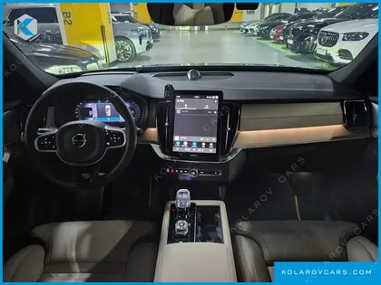 VOLVO XC90 B6 ULTRA DARK