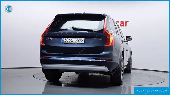 VOLVO XC90 B6 MOMENTUM