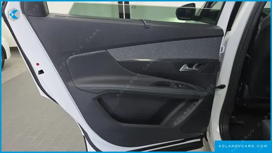 PEUGEOT 5008 1.2 PURE TECH ALLURE