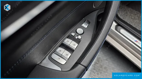 BMW IX3 M SPORTS