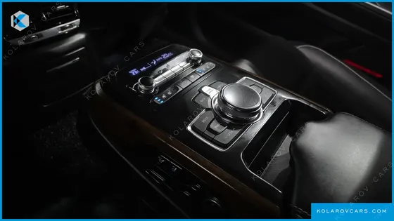 GENESIS EQ900 3.8 GDI AWD