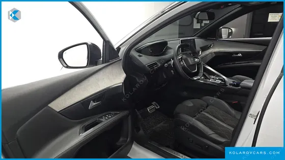 PEUGEOT 5008 2.0 BLUEHDI GT