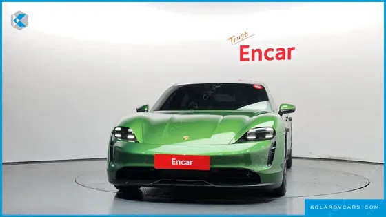 PORSCHE TAYCAN BASE