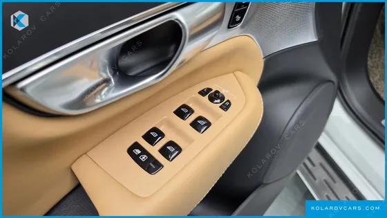 VOLVO XC90 B6 ULTIMATE BRIGHT