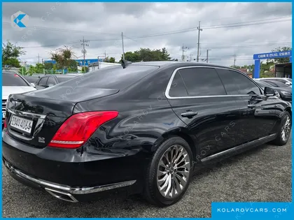 GENESIS EQ900 5.0 GDI AWD LIMOUSINE