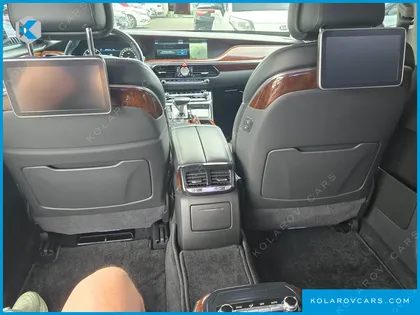 GENESIS EQ900 5.0 GDI AWD LIMOUSINE