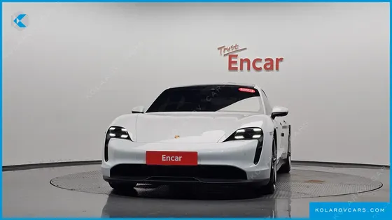 PORSCHE TAYCAN 4S