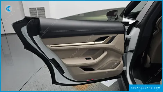 PORSCHE TAYCAN 4S