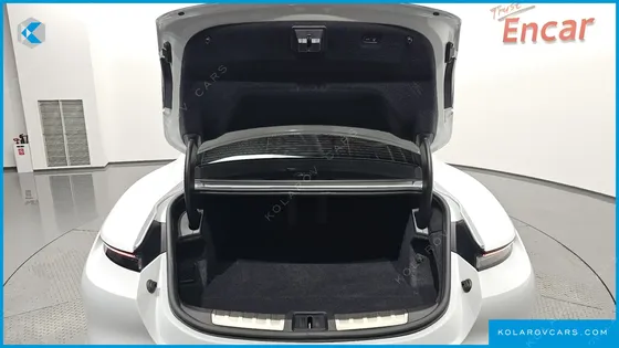 PORSCHE TAYCAN 4S