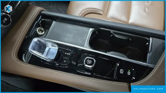 VOLVO XC90 T8 ULTIMATE BRIGHT HYBRID