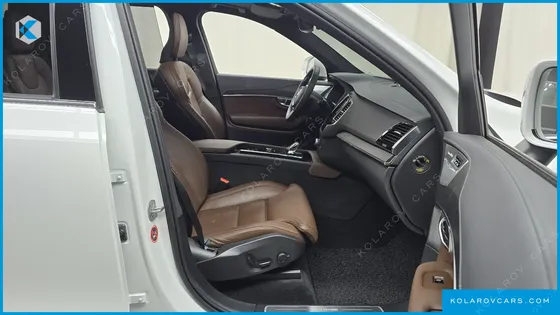 VOLVO XC90 T8 ULTIMATE BRIGHT HYBRID