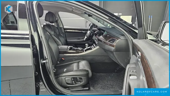 GENESIS EQ900 3.8 GDI AWD