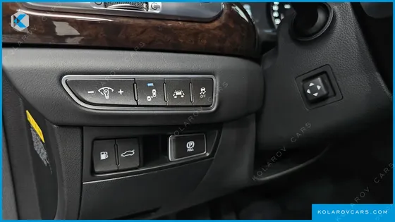 GENESIS EQ900 3.8 GDI AWD