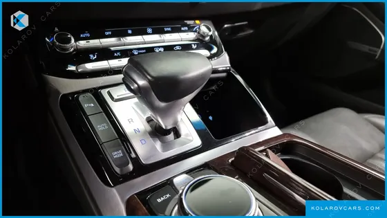 GENESIS EQ900 3.8 GDI AWD