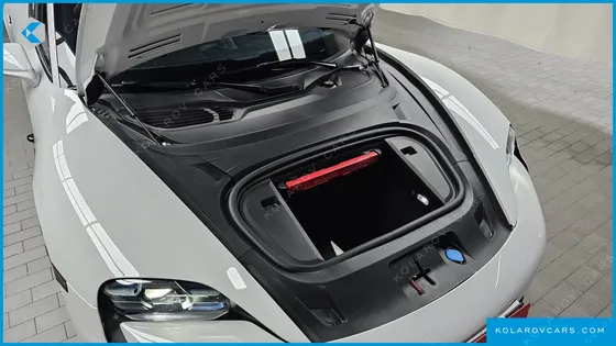 PORSCHE TAYCAN BASE